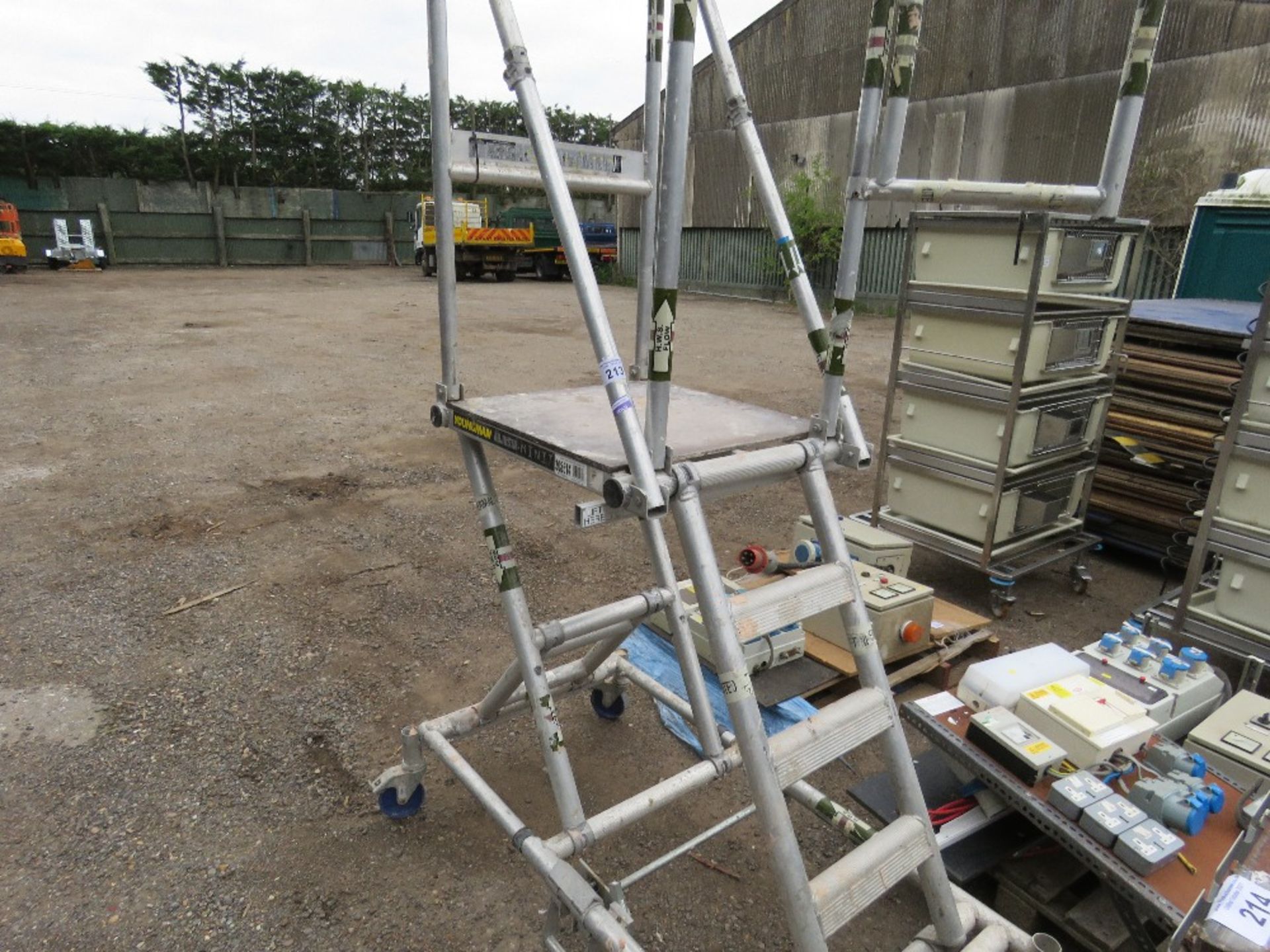YOUNGMAN ADJUSTAMINIT WHEELED PODIUM. SOLD UNDER THE AUCTIONEERS MARGIN SCHEME, THEREFORE NO VAT CHA