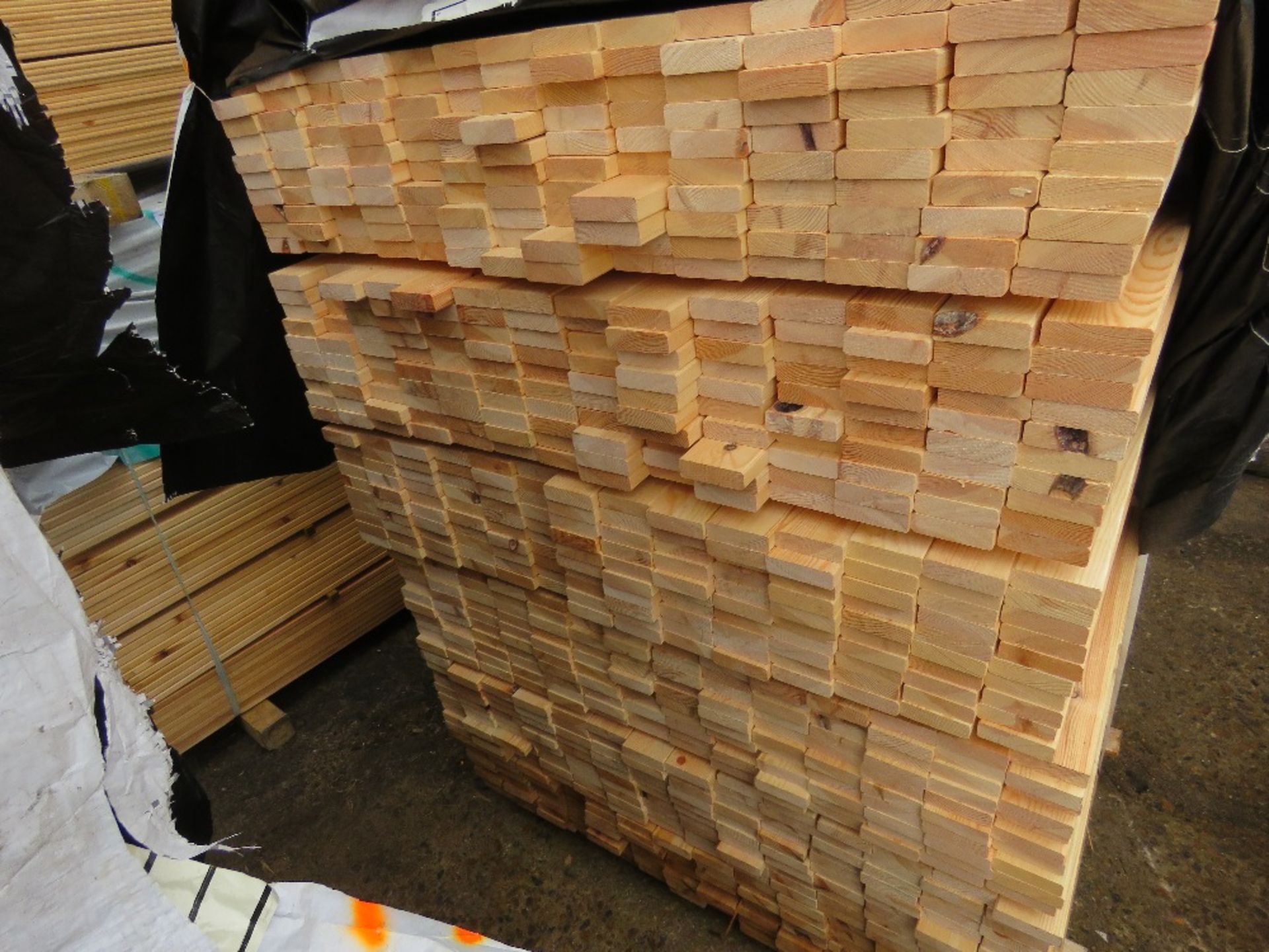 EXTRA LARGE PACK OF MACHINED TIMBER SLATS / BOARDS, UNTREATED. 1.83M LENGTH X 70MM WIDTH X 20MM DEPT - Image 2 of 4