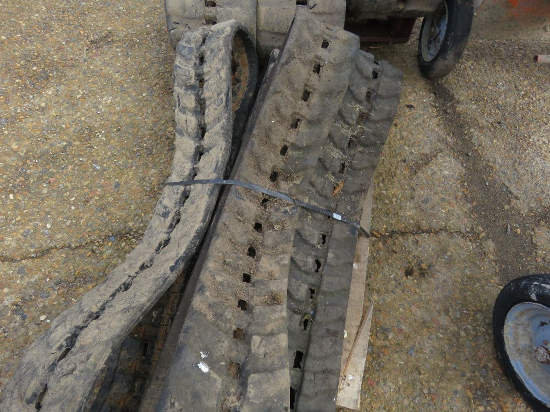 4 X MICRO EXCAVATOR TRACKS, 0.8TONNE SIZE. - Image 2 of 3