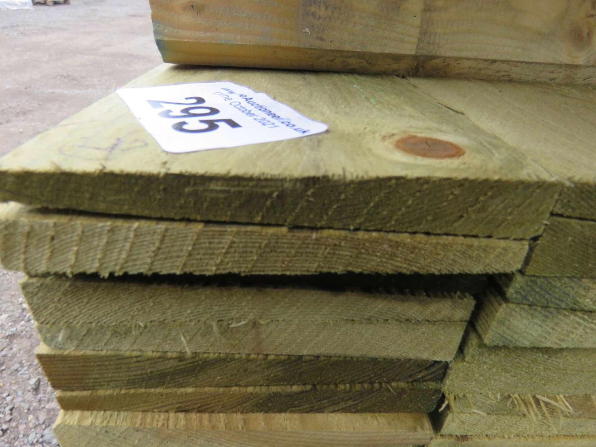 LARGE PACK OF TREATED FEATHER EDGE TIMBER CLADDING BOARDS, 1.80M LENGTH APPROX X 10CM WIDTH APPROX. - Image 3 of 3
