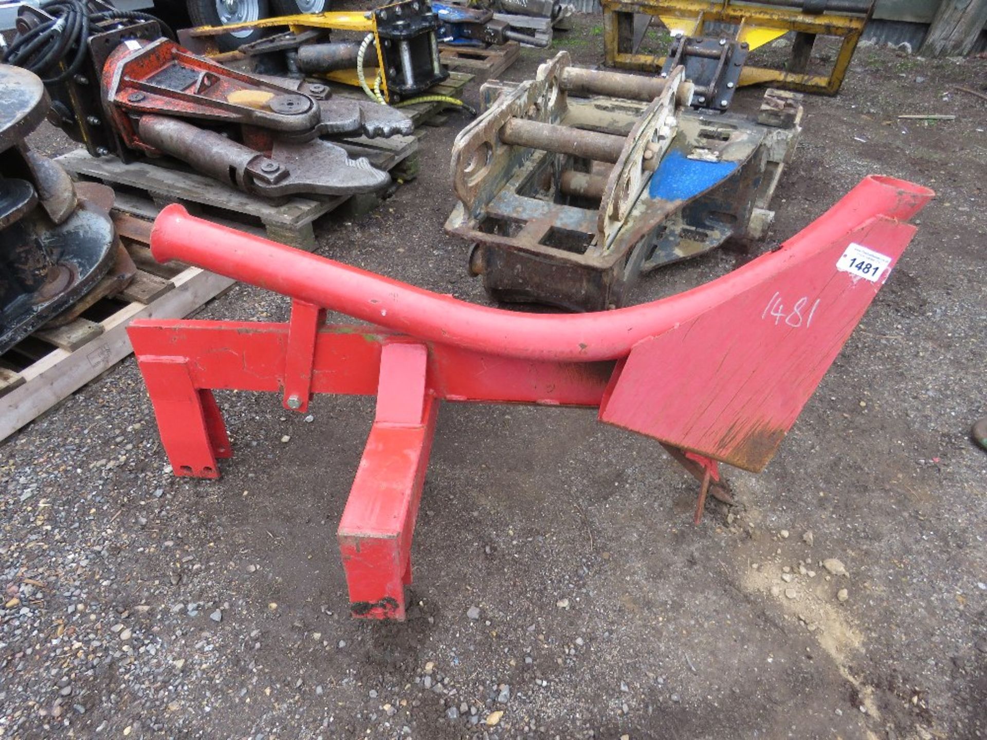 PIPE / CABLE LAYING PLOUGH, 3 POINT LINKAGE TRACTOR MOUNTED.