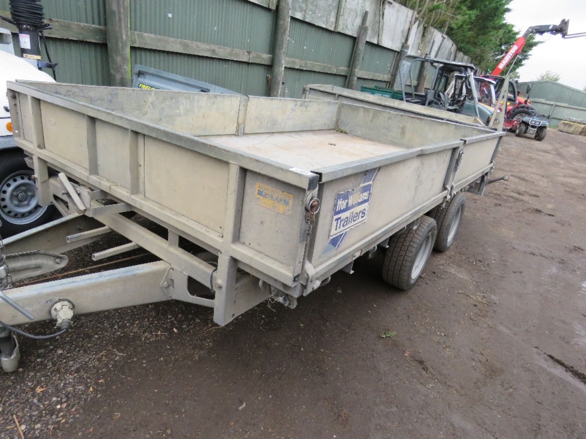 IFOR WILLIAMS LM126G DROP SIDE PLANT TRAILER. 12FT BODY. SN:SCK60000095065801.