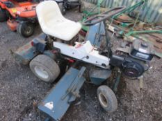 NATIONAL RIDE ON TRIPLE MOWER, UNTESTED. THIS LOT IS SOLD UNDER THE AUCTIONEERS MARGIN SCHEME THER