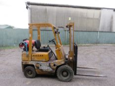 NISSAN NF01 1500KG RATED GAS FORKLIFT. WATCH VIDEO FOR CONDITION REPORT.