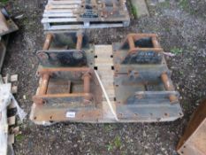 PALLET CONTAINING 4X 45MM PINNED EXCAVATOR BREAKER HEADSTOCKS / MOUNTING BRACKETS.