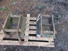 PALLET CONTAINING 2X 50MM PINNED EXCAVATOR BREAKER HEADSTOCKS / MOUNTING BRACKETS.