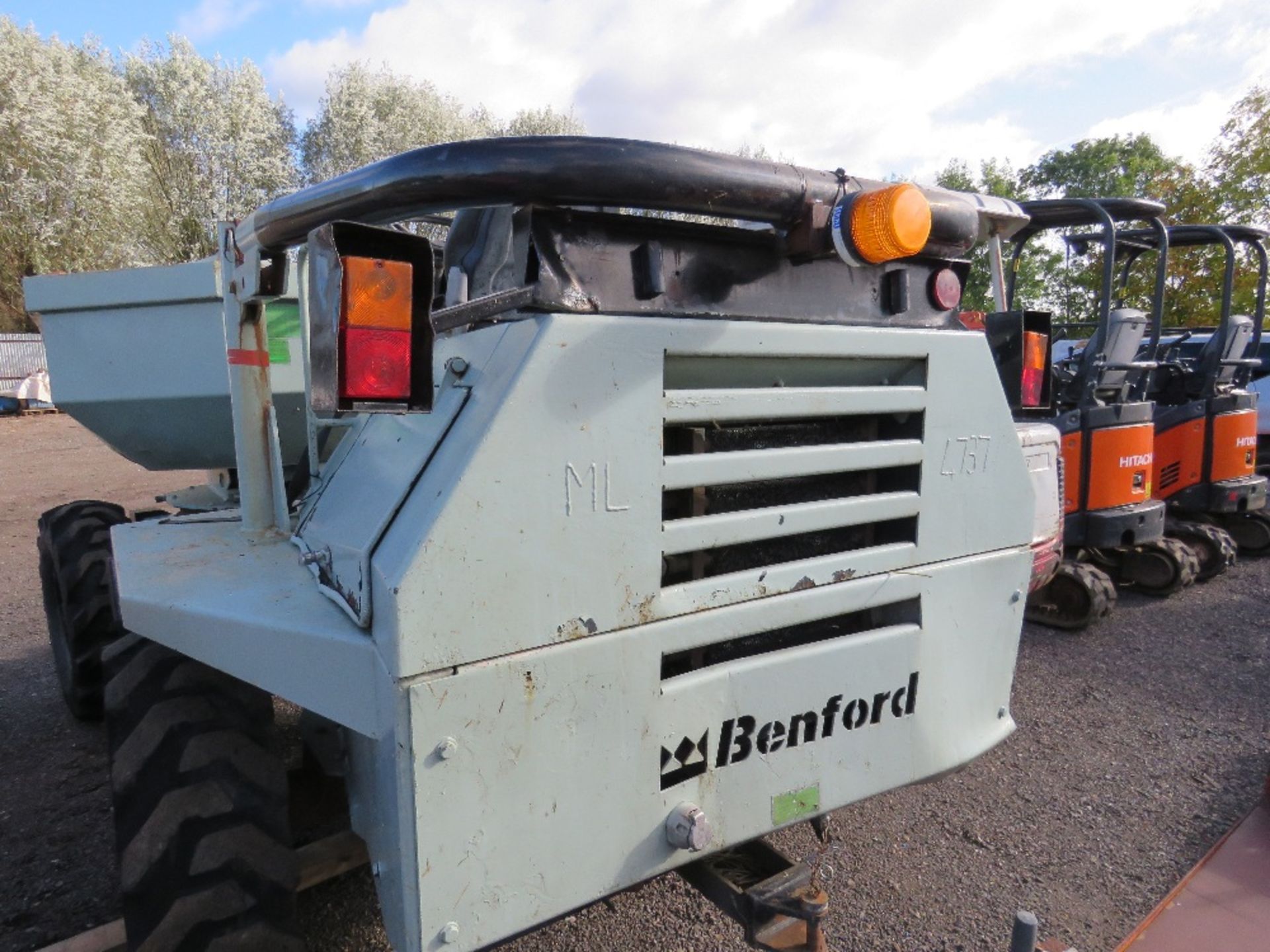 benford swivel skip 5 tonne dumper. when tested was seen to drive, steer, brake and tip. sn:SLBDN00E - Image 7 of 11