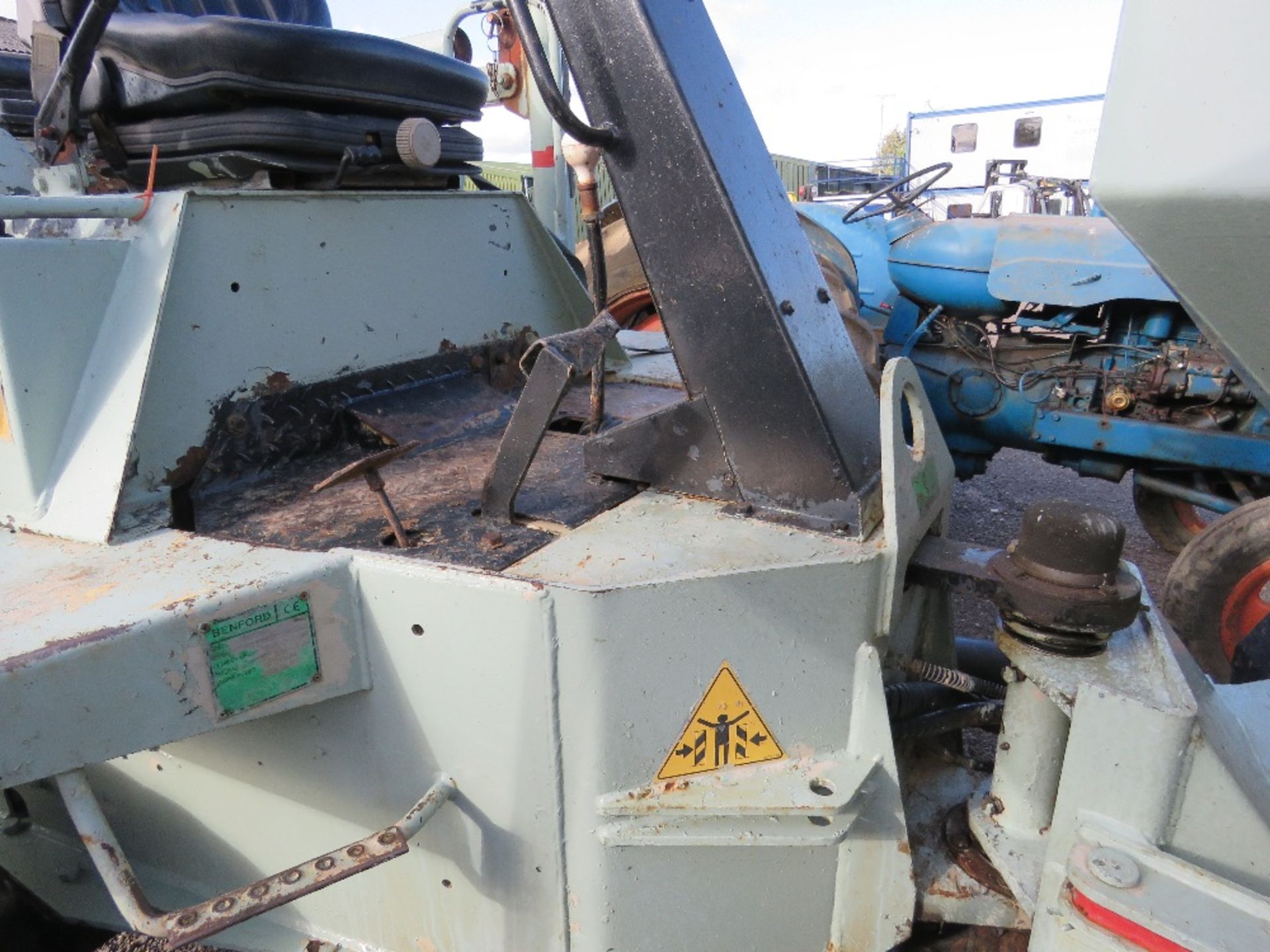 benford swivel skip 5 tonne dumper. when tested was seen to drive, steer, brake and tip. sn:SLBDN00E - Image 10 of 11