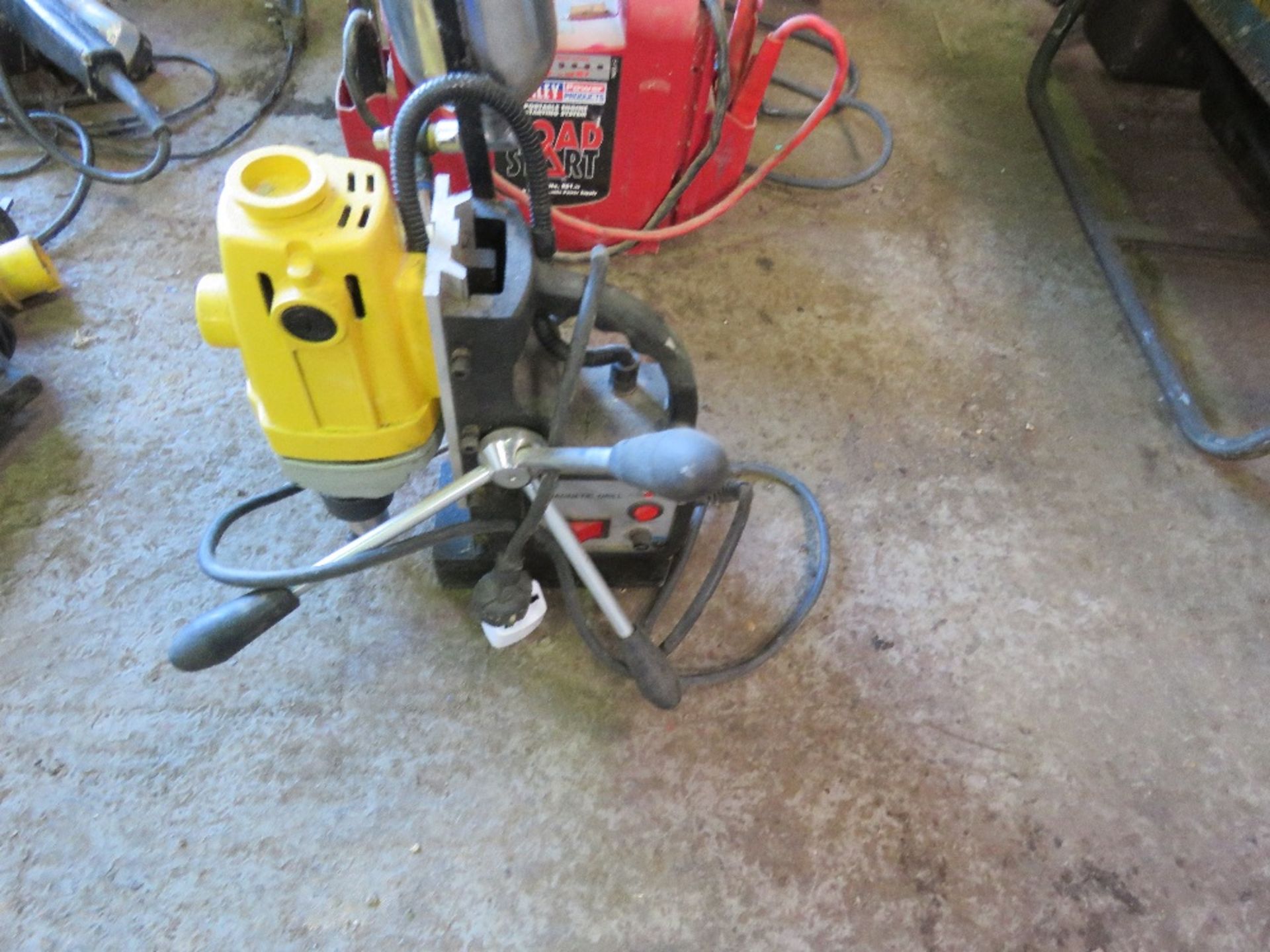 MAGNETIC DRILL, 240VOLT POWERED. NO VAT CHARGED ON HAMMER PRICE.