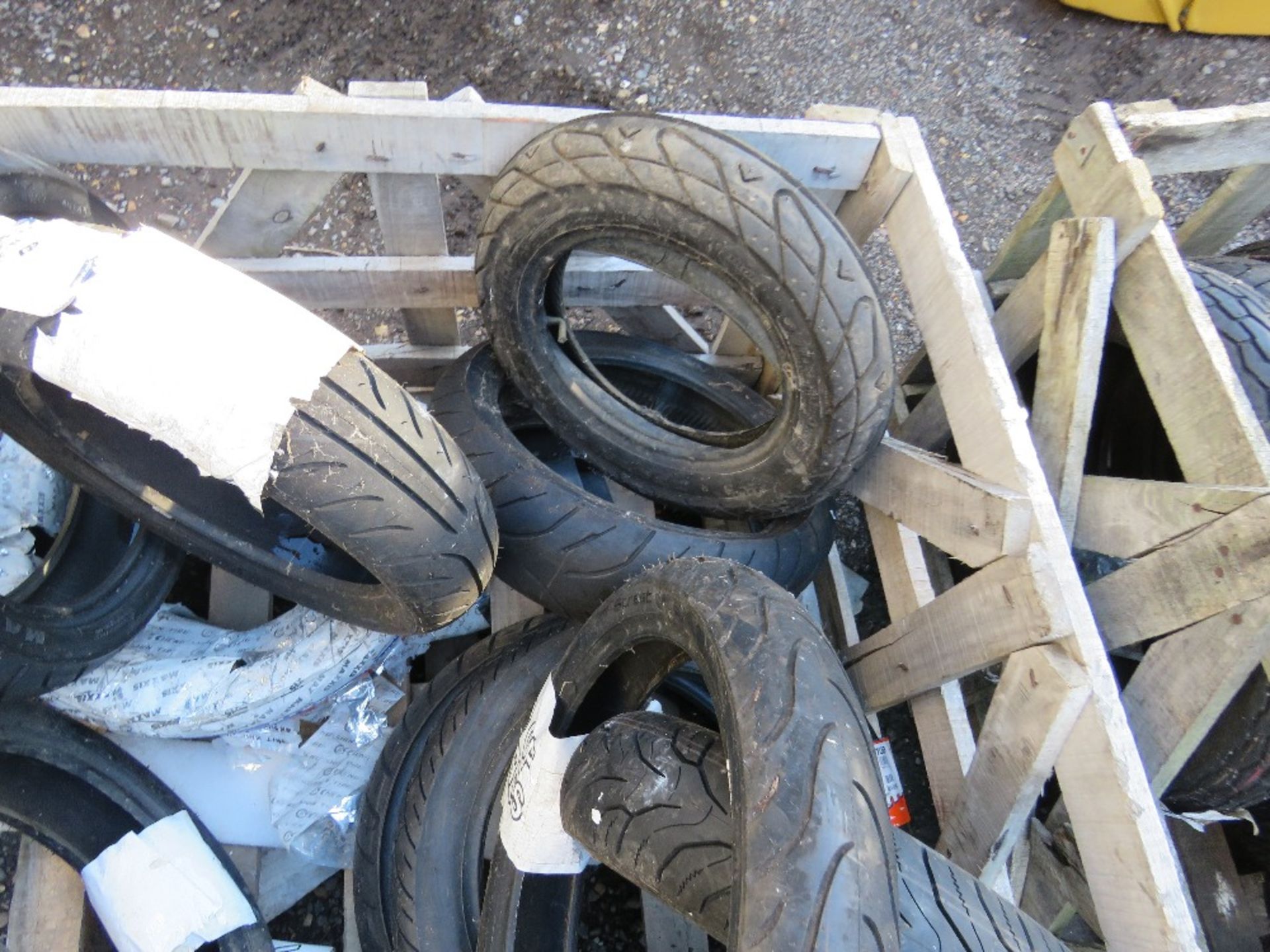 STILLAGE CONTAINING 12 X ASSORTED SCOOTER TYRES, SOURCED FROM COMPANY LIQUIDATION. THIS LOT IS SOL - Image 3 of 4