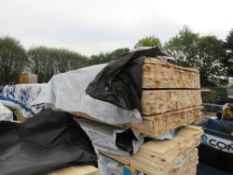 LARGE PACK OF UNTREATED TIMBER FENCE SLATS. SIZE: 1.83M LENGTH X 45MM WIDTH X 16MM DEPTH APPROX.