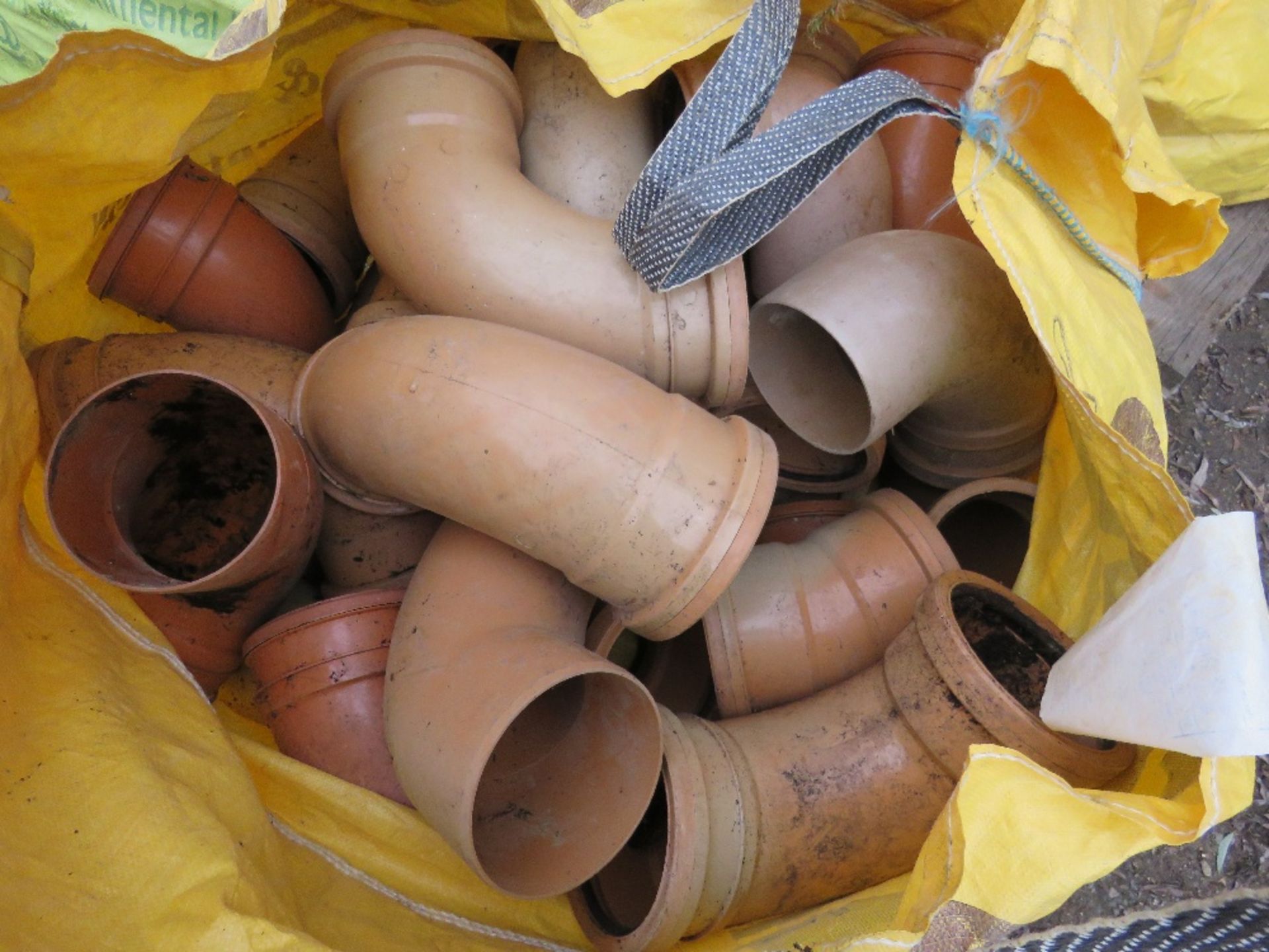 4 X BULK BAGS OF ASSORTED PIPE FITTINGS, MAINLY UNDERGROUND/SOIL TYPE. SOLD UNDER THE AUCTIONEERS MA - Image 2 of 7