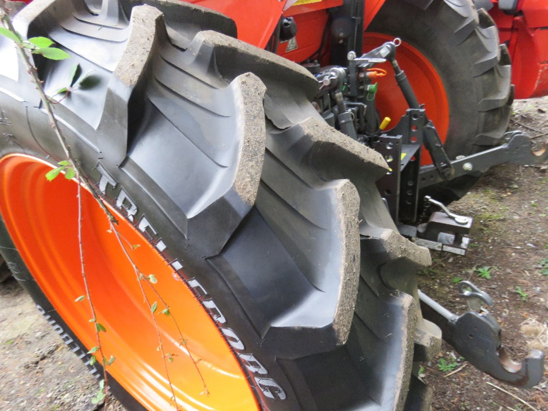 NEW INSTRUCTIONS...RESERVE REDUCED!!!KUBOTA M5111 AGRICULTURAL 4WD TRACTOR, 113 HP, REG:SP20 ADZ, - Image 8 of 10