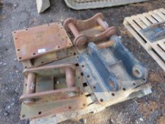 PALLET CONTAINING 2 X 50MM PLUS 1 X 80MM PINNED EXCAVATOR BREAKER HEADSTOCKS / MOUNTING BRACKETS PLU