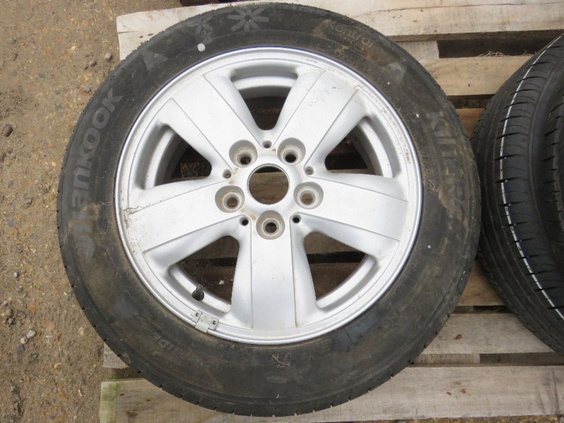 4 X ALLOY WHEELS AND 175 65R15 TYRES. - Image 4 of 7