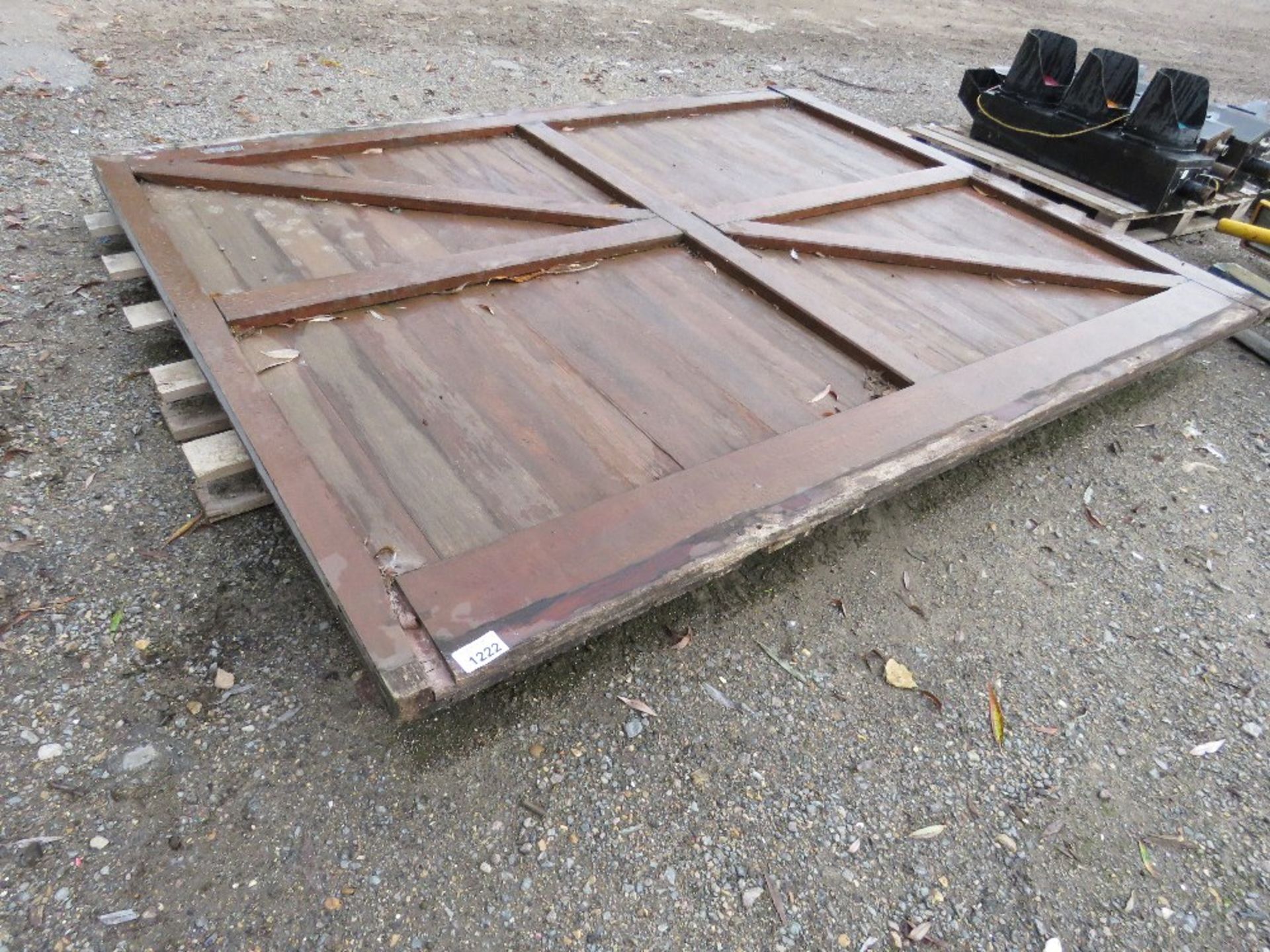 PAIR OF PRE USED WOODEN DRIVEWAY GATES, 8FT WIDE EACH X 6FT HEIGHT APPROX.