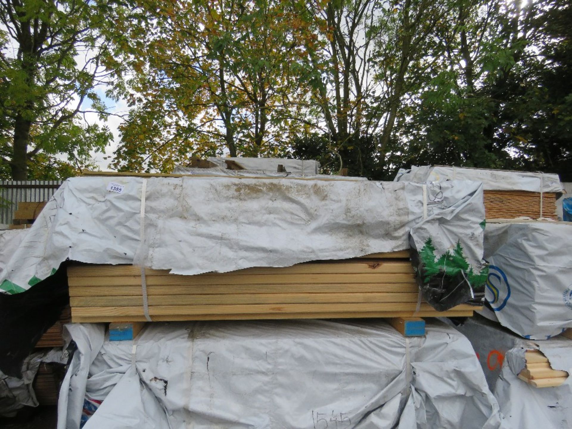 LARGE PACK OF MACINED PROFILED HEAVY DUTY BOARDS, UNTREATED. SIZE: 1.79M LENGTH X 115MM WIDE X 45MM