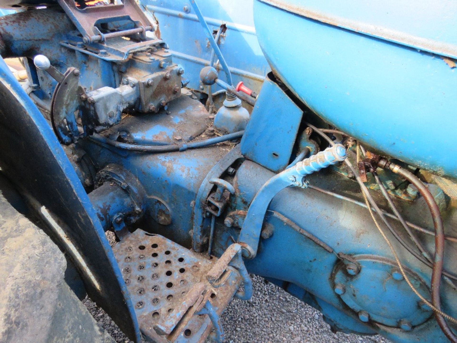 FORDSON POWER MAJOR CLASSIC / VINTAGE TRACTOR. ORIGINALLY SUPPLIED BY ERNEST DOES. LOCAL TRACTOR DIR - Image 8 of 10