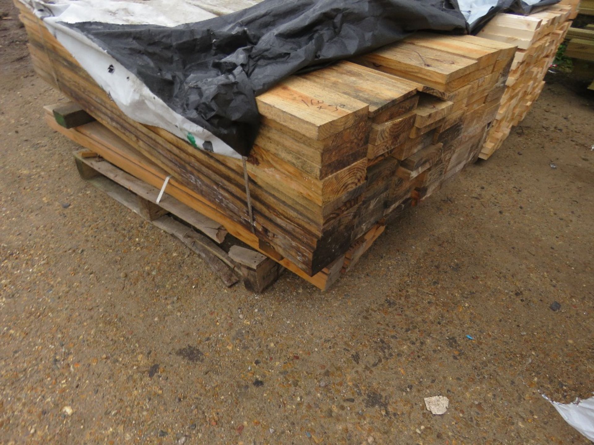 2 x BUNDLES OF UNTREATED BOARDS/TIMBERS, 160MM X 30MM AND 95MM X 52MM APPROX.