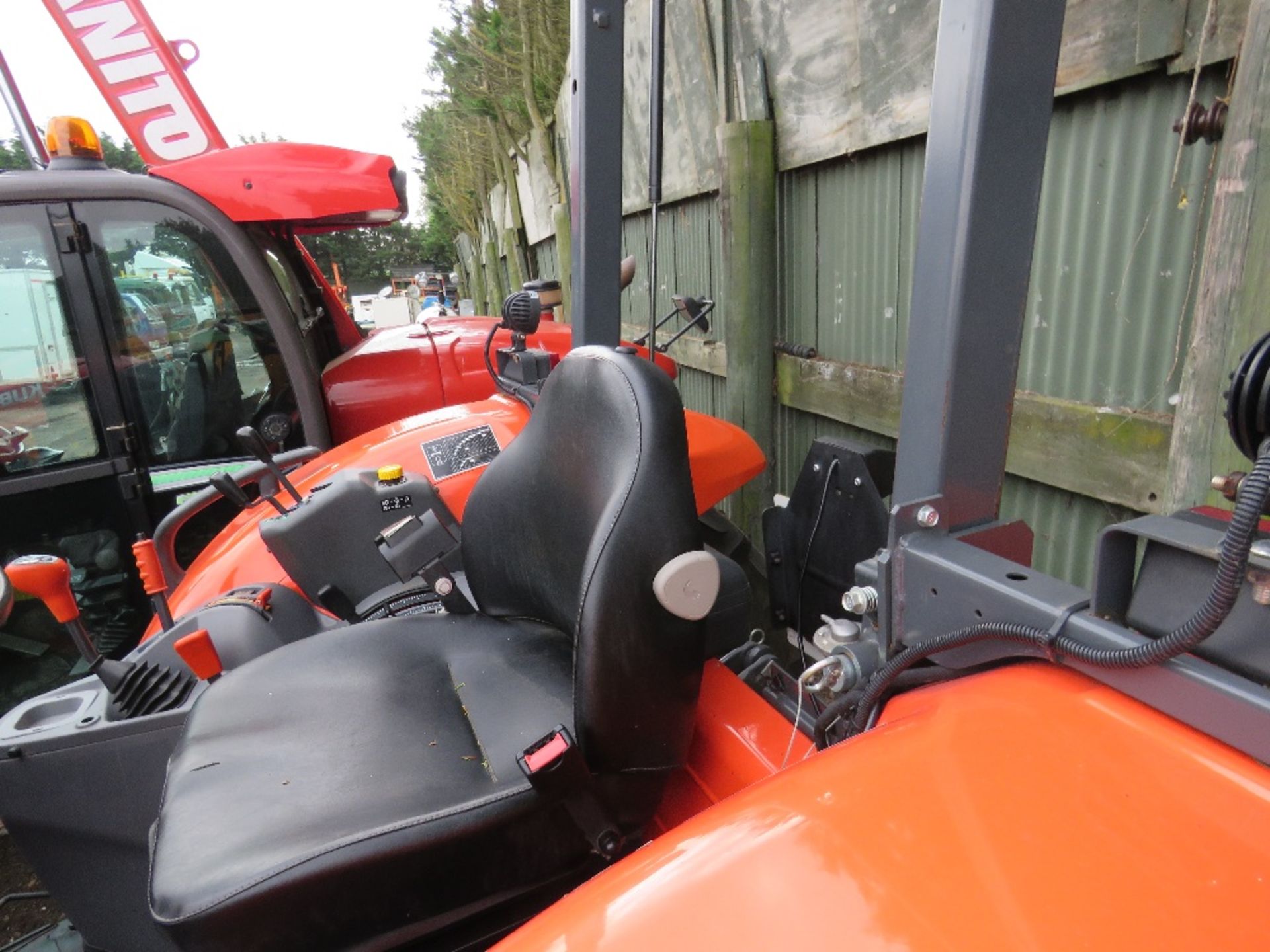 NEW INSTRUCTIONS...RESERVE REDUCED!!!KUBOTA M5111 AGRICULTURAL 4WD TRACTOR, 113 HP, REG:SP20 ADZ, - Image 7 of 10