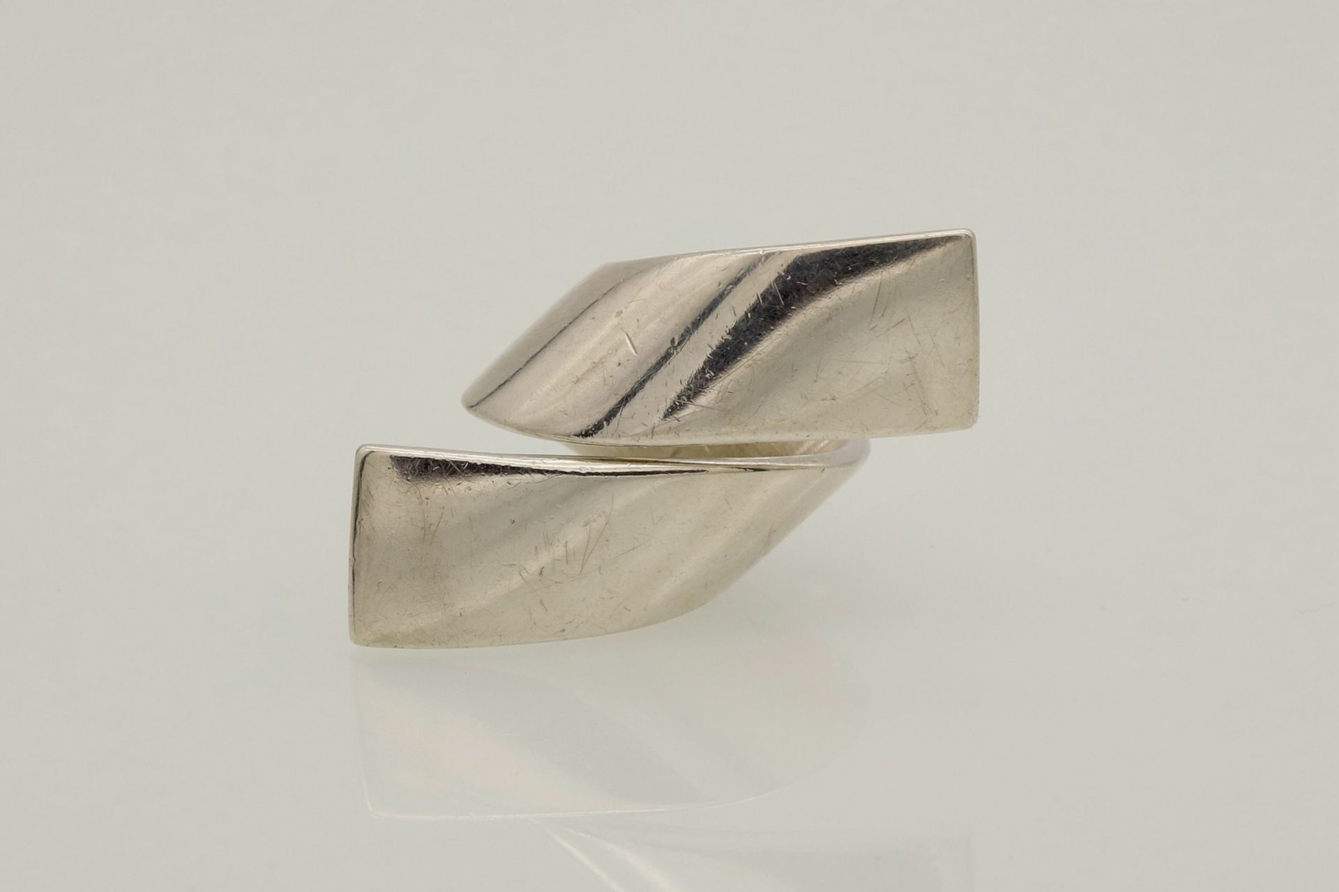 Modernes Set aus Silberarmband und Quinn Silberring - Image 4 of 5