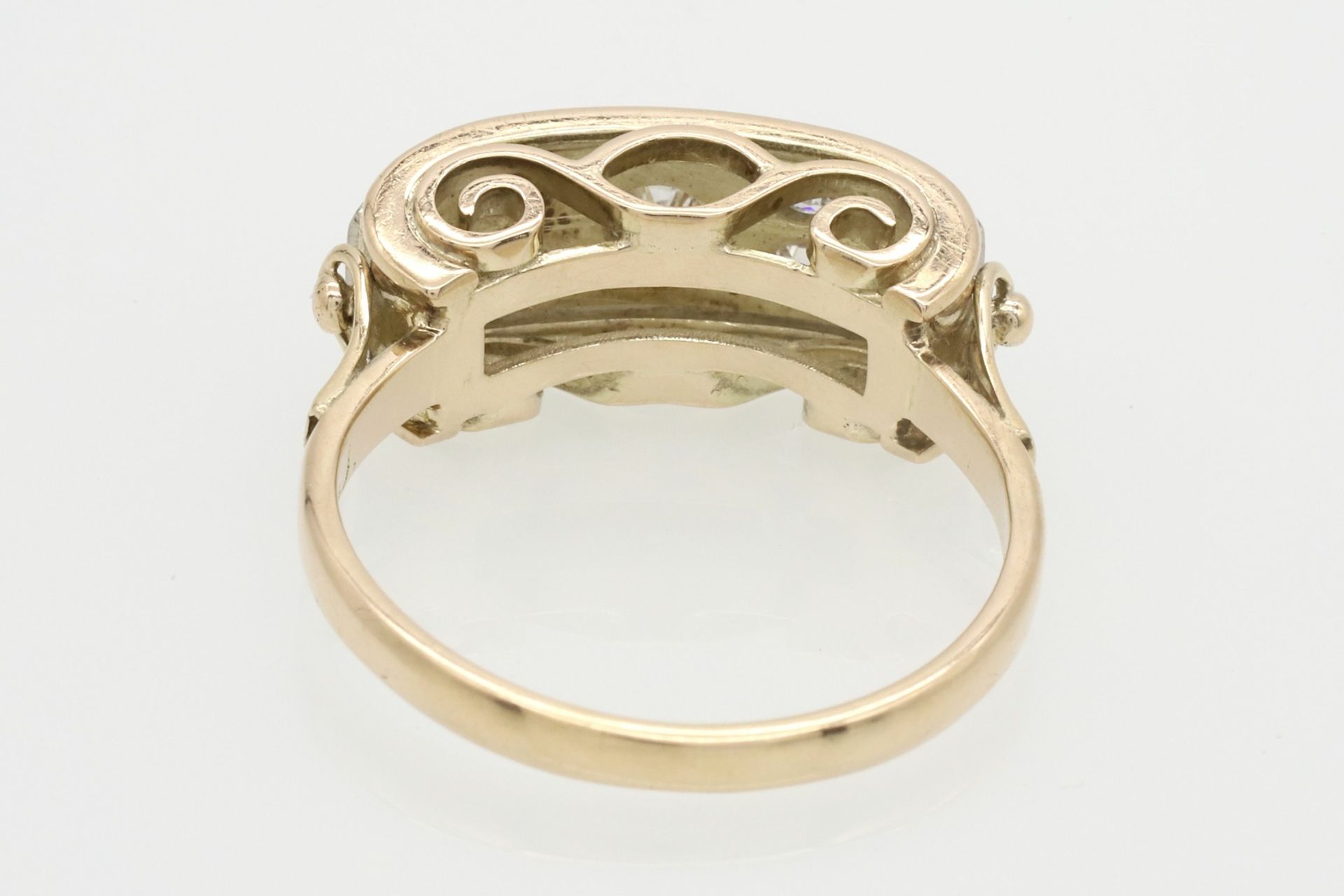 Opulenter Ring mit Altschliff-Diamanten - Bild 3 aus 5