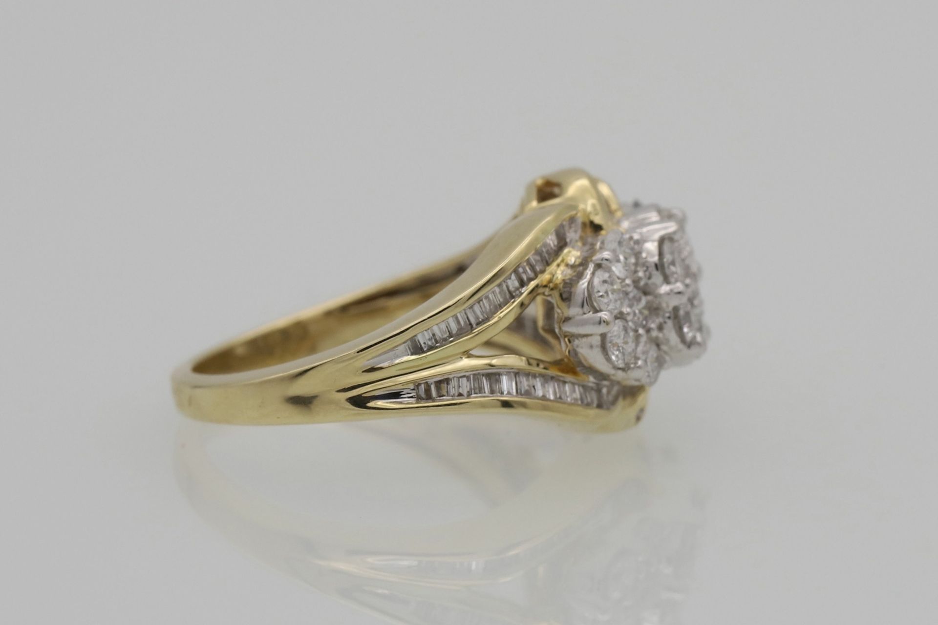 Opulenter Brillant-Ring - Bild 4 aus 5