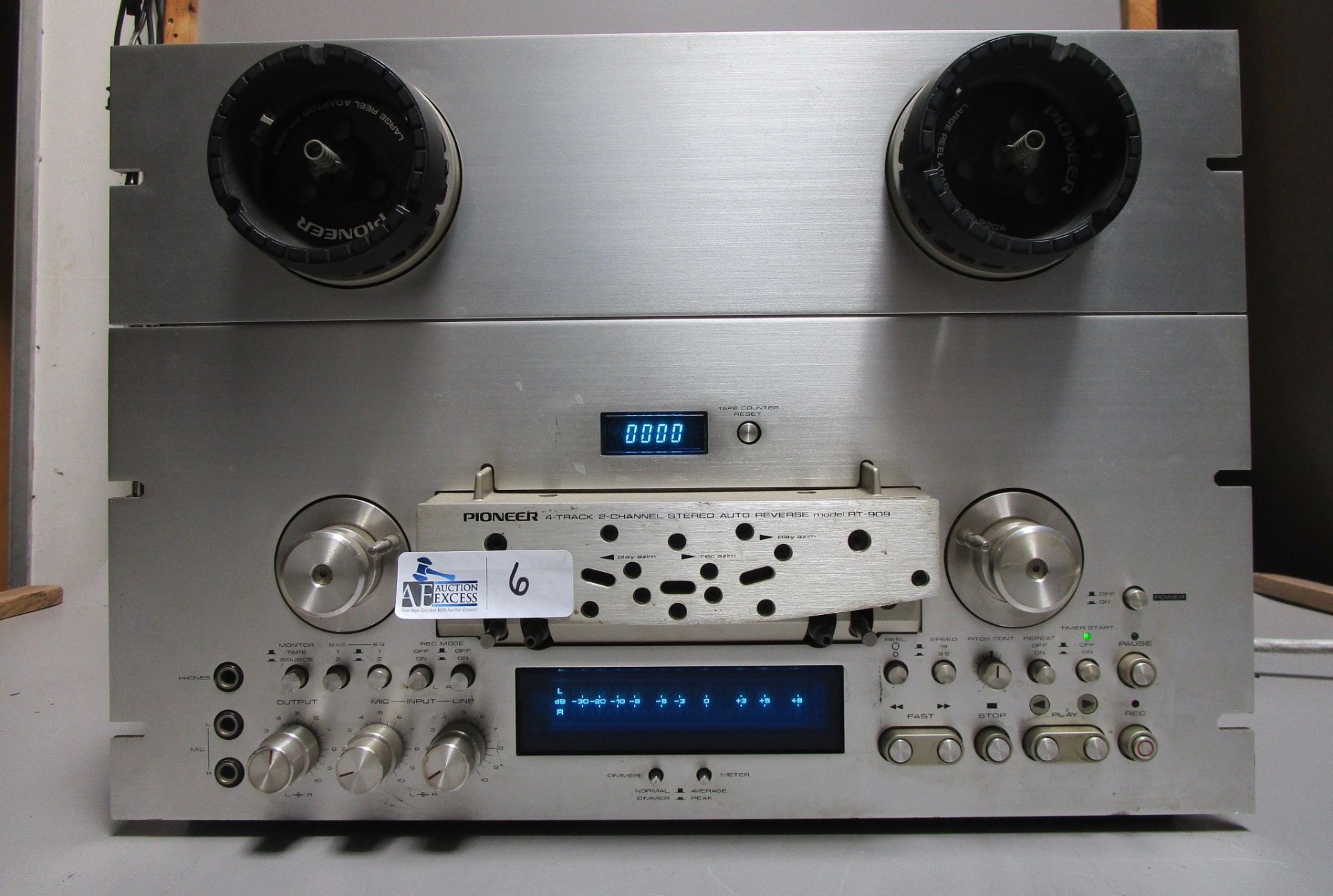 PIONEER RT-909 4 TRACK, 2 CHANNEL STEREO