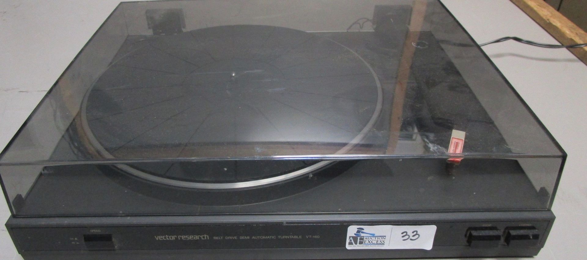 VECTOR RESEARCH VT-160 BELT DRIVE SEMI AUTOMATIC TURNTABLE