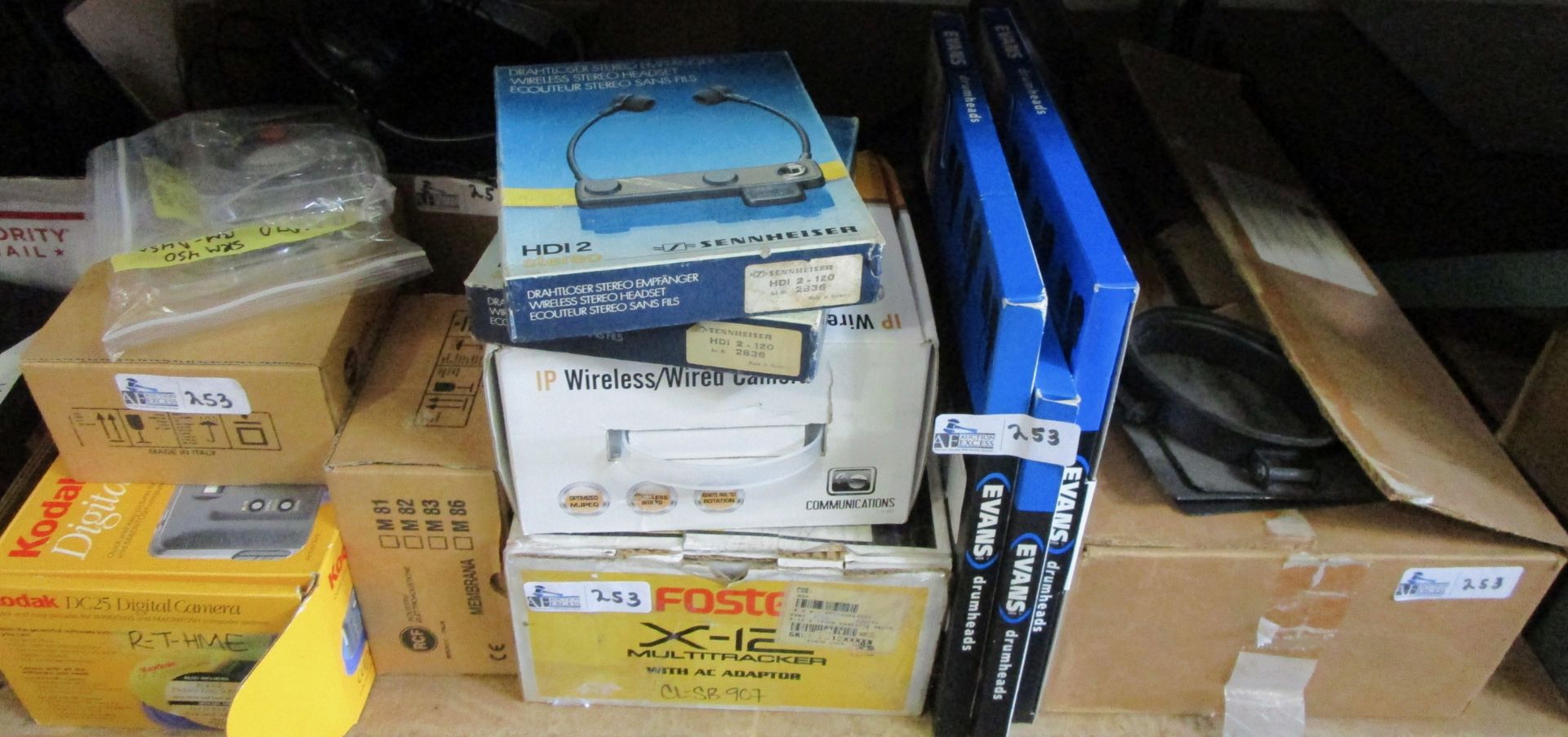 LOT ELECTRONICS/ACCESSORIES