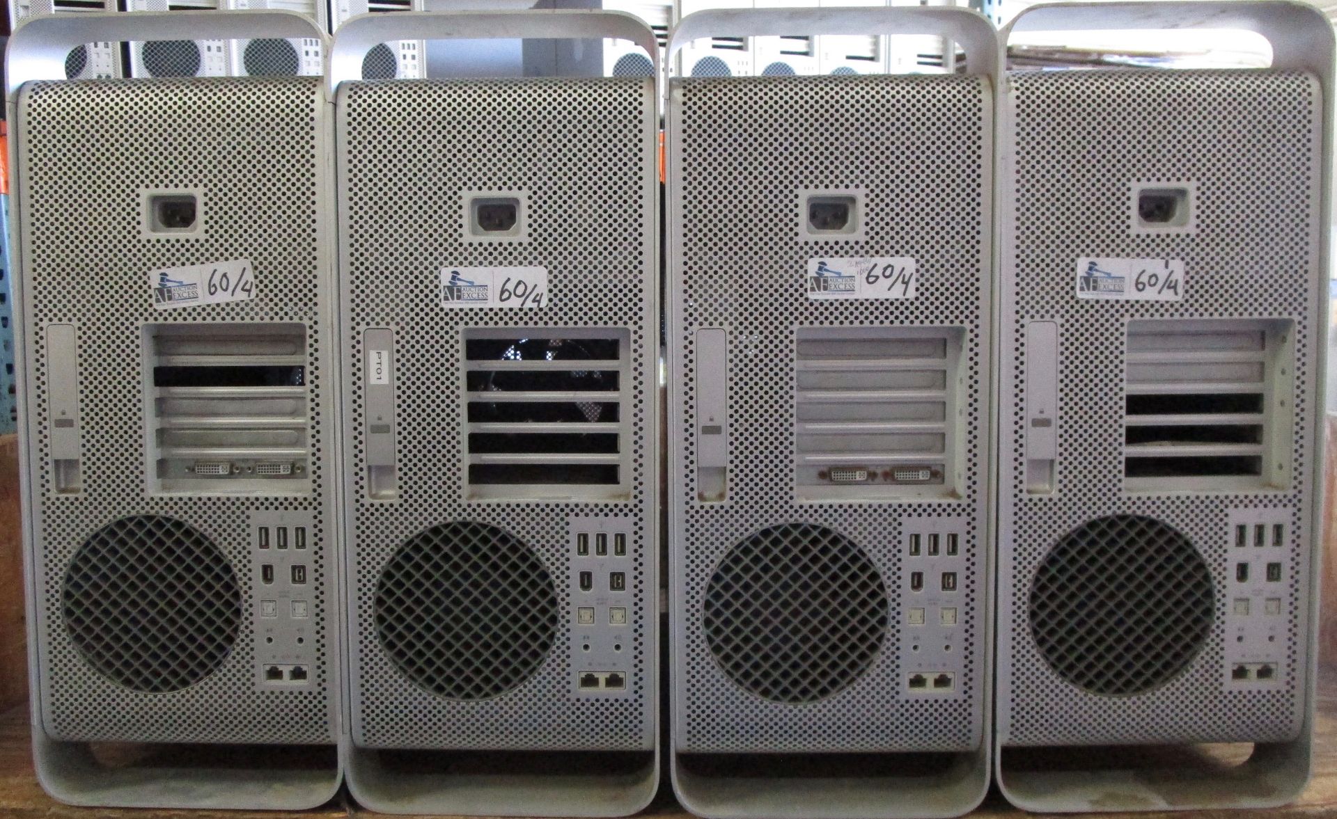 LOT OF 4 MAC PRO A1186