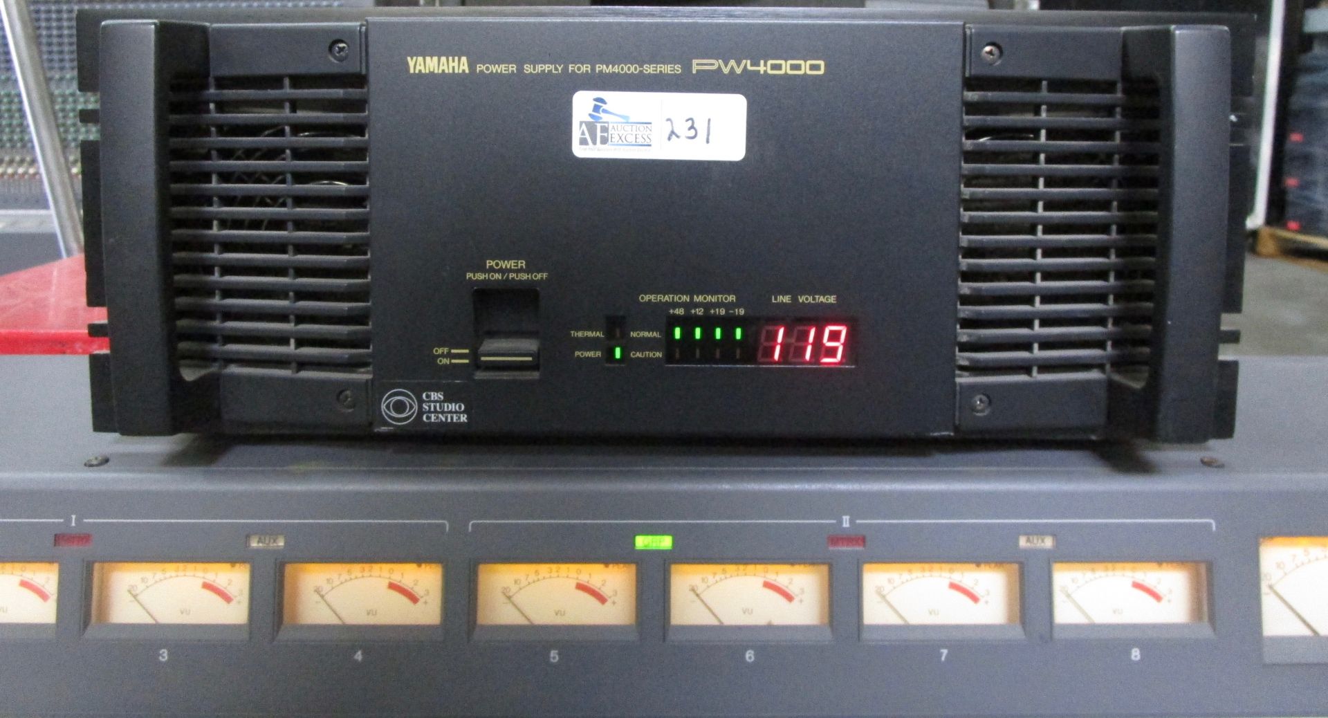 YAMAHA PM4000 SOUNDBOARD WITH PW4000 POWER SUPPLY - Image 2 of 7