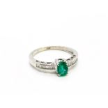 18ct white gold emerald and diamond ring