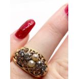 18ct gold pearl and diamond ring