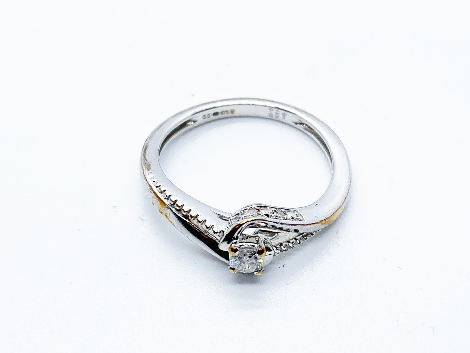 9ct white gold diamond ring.