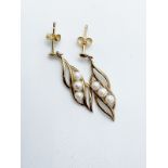 9ct gold and pearl earrings