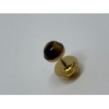 9ct gold tigers eye pin