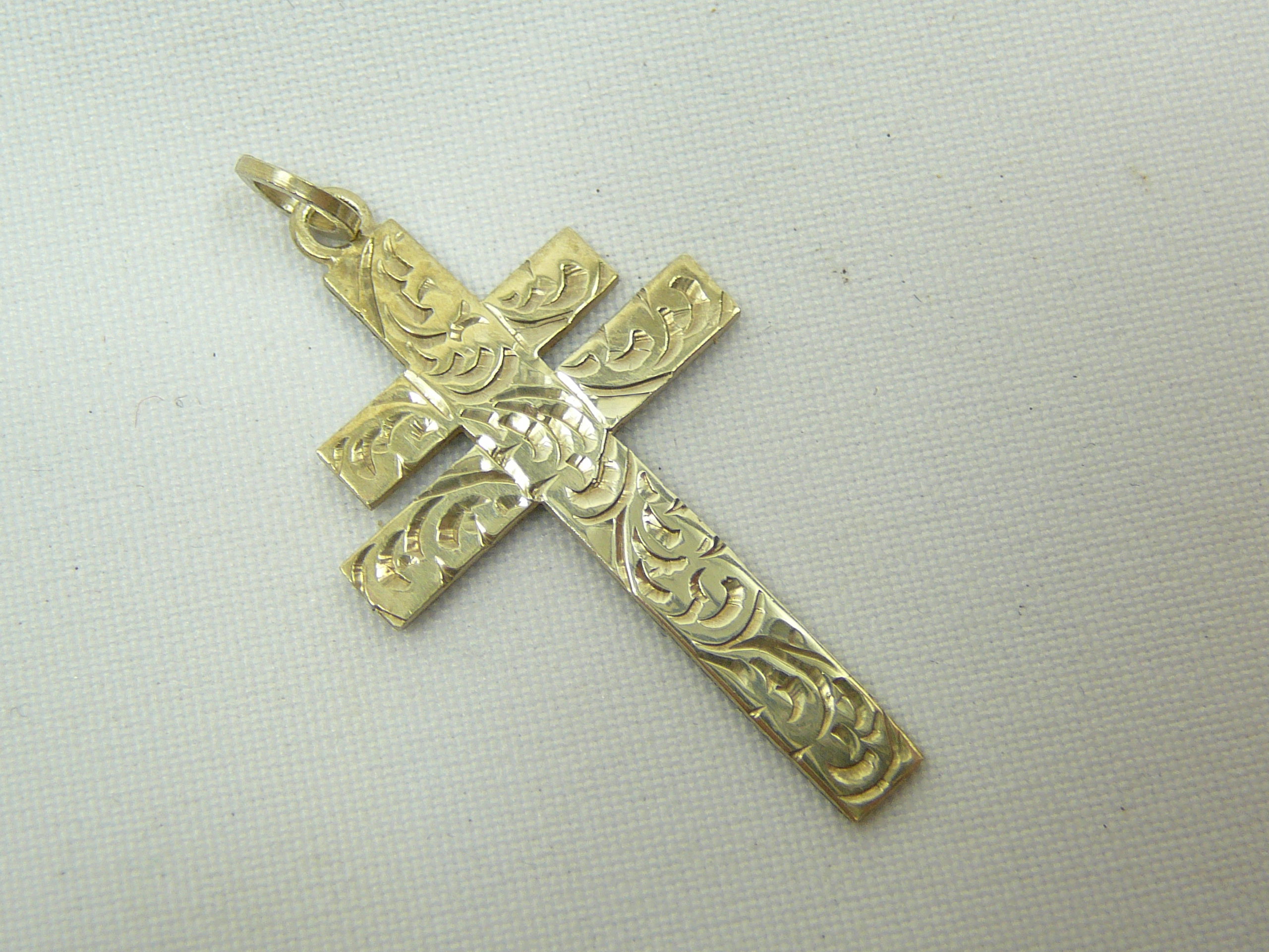 Silver cross pendant - Image 2 of 2