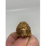 9ct gold lion ring