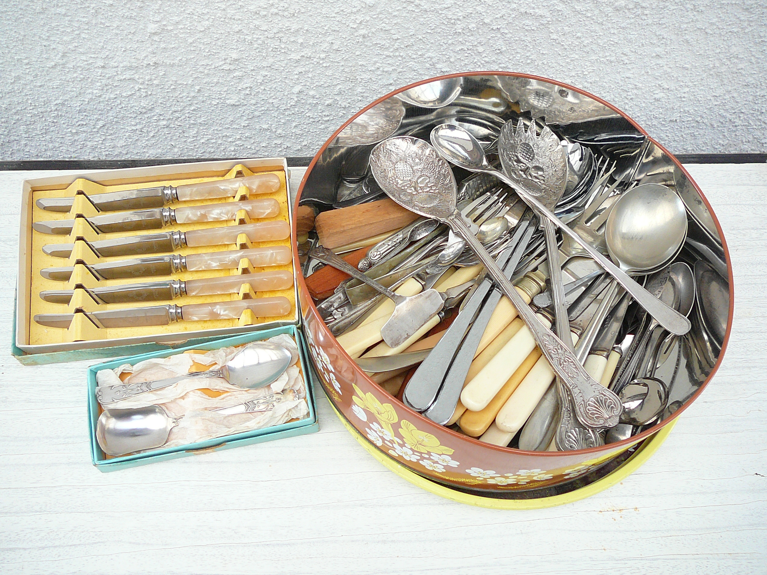 Quantity of Plated Cutlery