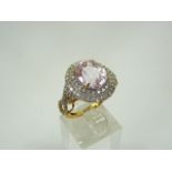 18ct gold 5.26ct kunzite and diamond ring