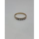 9ct gold CZ ring
