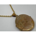 9ct gold locket and chain