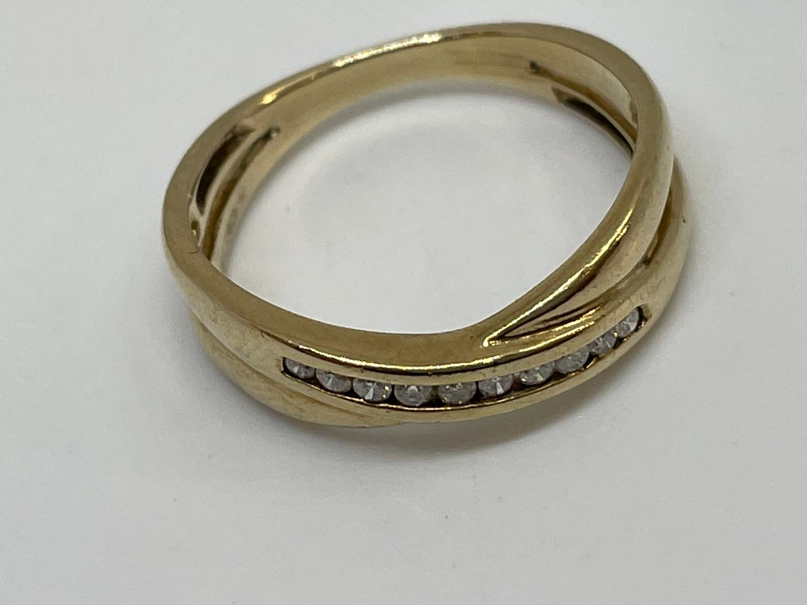 9ct gold diamond ring - Image 2 of 2