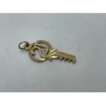 9ct gold pendant