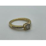 18ct gold diamond ring