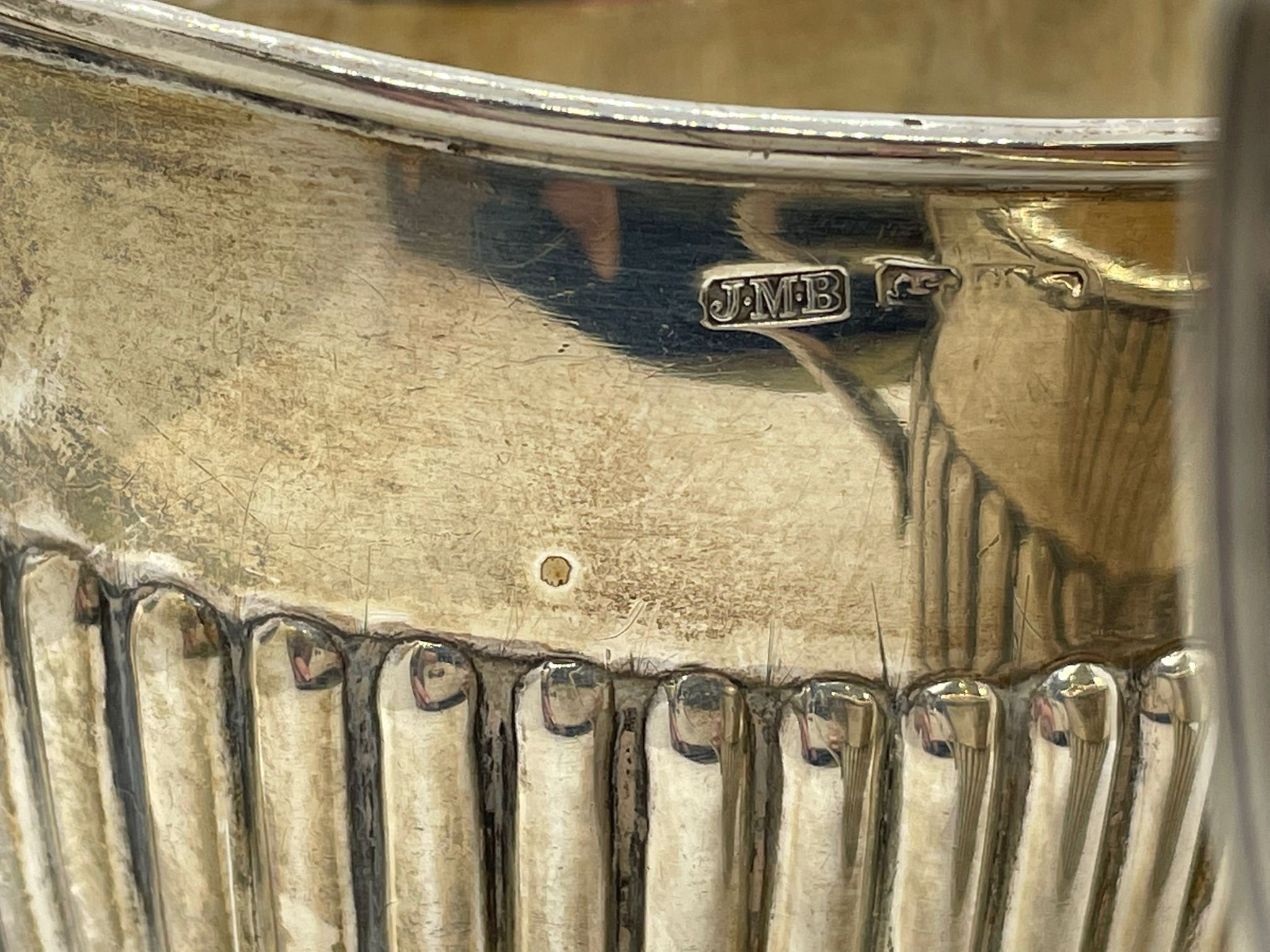 Silver milk jug and sugar basin - Image 3 of 3