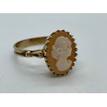 9ct gold ring