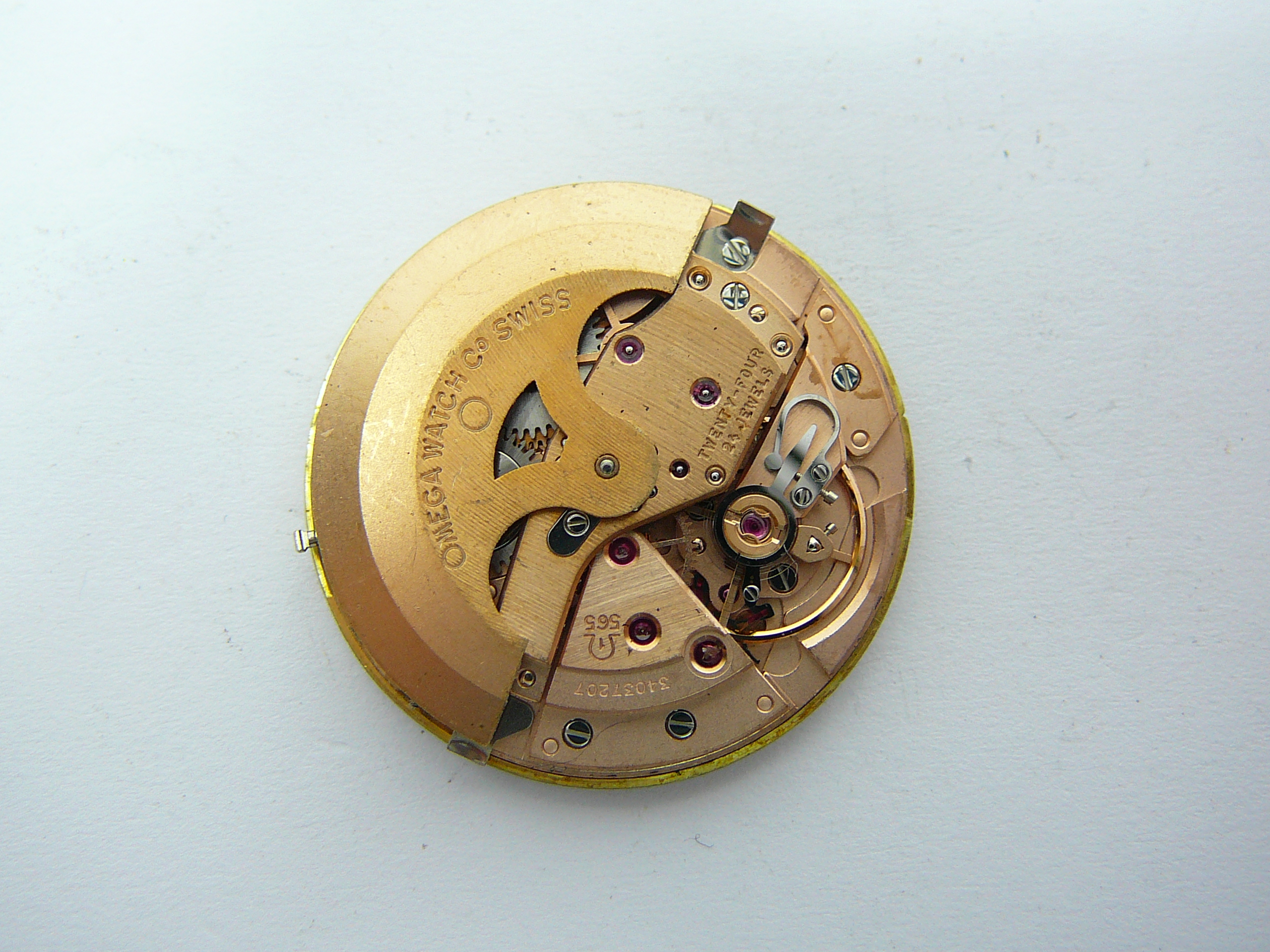 Gents Omega watch movement Cal 565 - Image 2 of 2