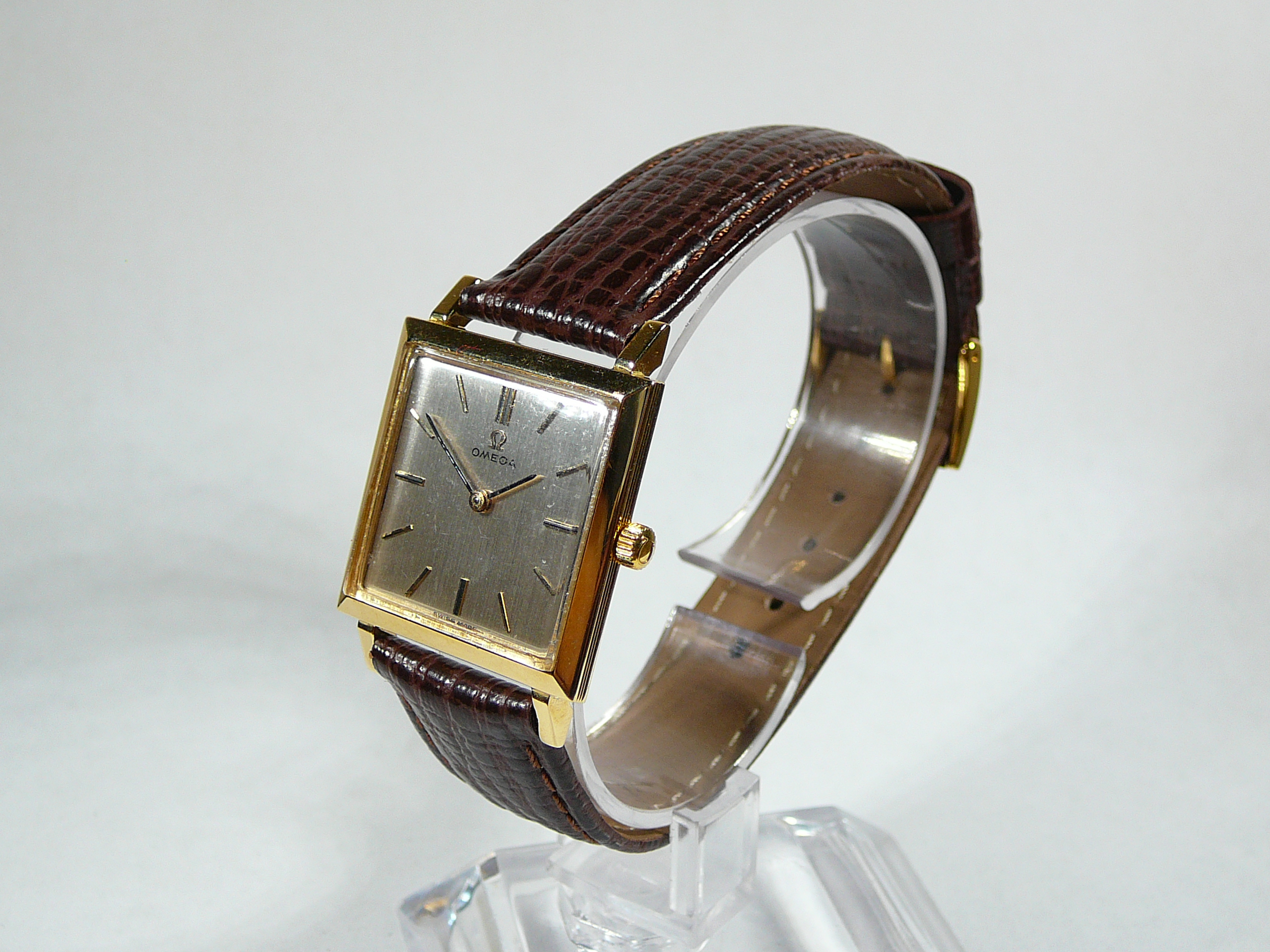 Ladies Vintage Gold Omega Wrist Watch
